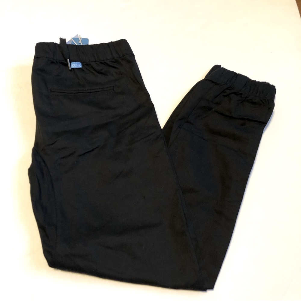 NWT Kayden. K Boys Black Joggers Size XL